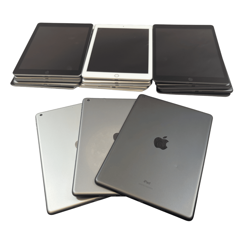 PNS-IPAD-051326 Mixed second life iPads laid out — iPad auction lot in Pensacola, FL